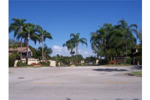 9117 SW 130th Ln, Miami, FL 33176, Sold 07/21/16