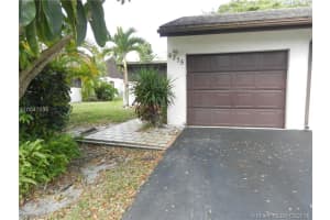 6375 Pinehurst Cir D38, Tamarac, FL 33321, Sold 04/28/16