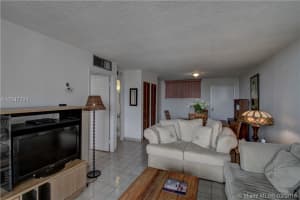 1750 James Ave #6f, Miami Beach, FL 33139, Sold 09/09/16