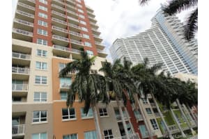2000 N Bayshore Dr, Miami, FL 33137, Sold 05/23/16