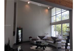 221 Jefferson Ave, Miami Beach, FL 33139, Sold 05/20/16