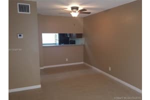 4063 Lakeside Dr, Tamarac, FL 33319, Sold 04/15/16