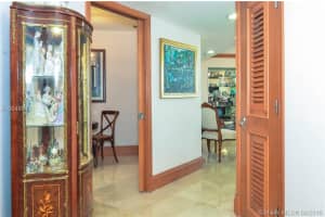 441 Valencia Ave, Coral Gables, FL 33134, Sold 06/15/16