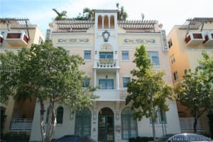 227 Michigan Ave, Miami Beach, FL 33139, Sold 06/10/16