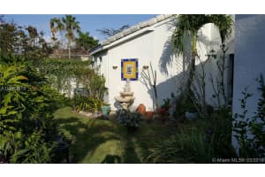 9764 SW 156th Ct, Miami, FL 33196, Sold 05/31/16