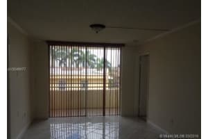 8321 NW 7th St, Miami, FL 33126, Sold 05/17/16