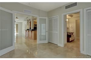 1040 10th St, Miami Beach, FL 33139, Sold 09/16/16