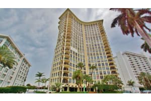 5660 Collins Ave #5e, Miami Beach, FL 33140, Sold 03/23/17