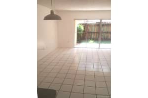 15660 SW 82nd Cir Ln, Miami, FL 33193, Sold 08/31/16