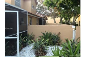 11355 Lakeview Dr, Coral Springs, FL 33071, Sold 09/29/16