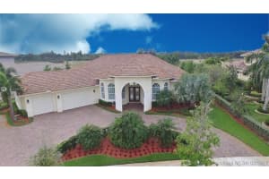 3221 Islewood Ave, Weston, FL 33332, Sold 04/20/17