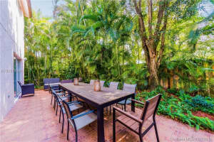 15154 SW 111th St, Miami, FL 33196, Sold 07/22/16