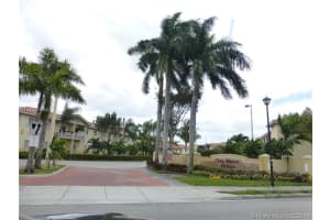 6972 NW 179th St, Hialeah, FL 33015, Sold 09/16/16