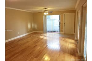 542 NW 98th Ave, Plantation, FL 33324, Sold 07/12/16