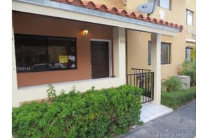 2735 W 61st St, Hialeah, FL 33016, Sold 08/08/16