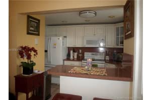 9280 Fontainebleau Blvd, Miami, FL 33172, Sold 05/10/16