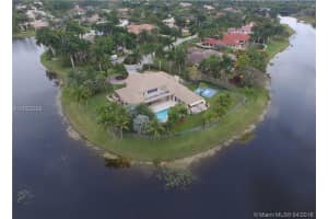 3875 Windmill Lakes Rd, Weston, FL 33332, Sold 06/10/16