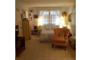 9354 SW 77th Ave, Miami, FL 33156, Sold 04/29/16