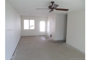 2111 NE 42nd Ct, Lighthouse Point, FL 33064, Sold 10/04/16