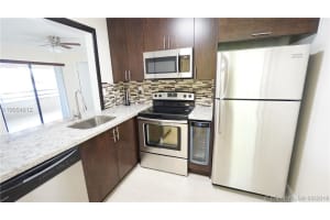 20005 NE 3rd Ct, Miami, FL 33179, Sold 04/29/16