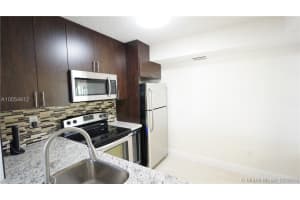 20005 NE 3rd Ct, Miami, FL 33179, Sold 04/29/16
