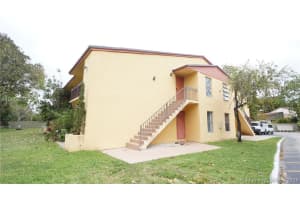 4017 N University Dr, Sunrise, FL 33351, Sold 05/12/16