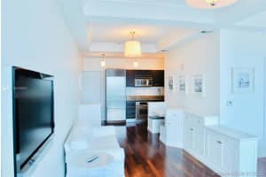 700 NE 25th St, Miami, FL 33137, Sold 11/06/20