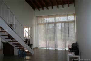 9151 Fontainebleau Blvd, Miami, FL 33172, Sold 09/30/16