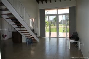 9151 Fontainebleau Blvd, Miami, FL 33172, Sold 09/30/16