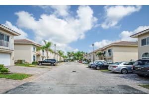 10160 SW 88th St, Miami, FL 33176, Sold 01/17/17