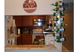 7927 SW 104th St, Miami, FL 33156, Sold 06/13/16