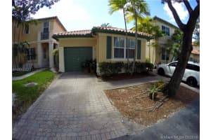 8324 NW 142nd St, Miami Lakes, FL 33016, Sold 05/31/16