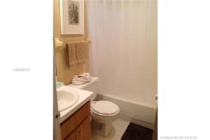 9354 SW 77th Ave APT I8, Miami, FL 33156, Sold 08/10/16