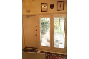 8721 SW 81st Ct, Miami, FL 33143, Sold 06/27/16