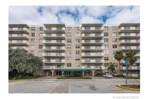 1455 N Treasure Dr #5b, North Bay Village, FL 33141, Sold 07/11/16