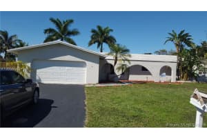 11281 NW 43rd St, Coral Springs, FL 33065, Sold 09/30/16