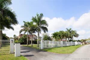 15800 SW 252nd St, Homestead, FL 33031, Sold 06/08/16