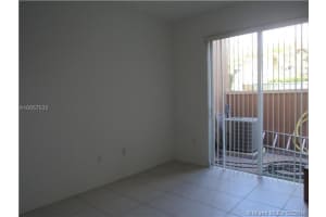 10656 SW 6th St, Pembroke Pines, FL 33025, Sold 05/31/16
