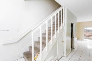 8220 NW 10th St, Miami, FL 33126, Sold 06/06/16