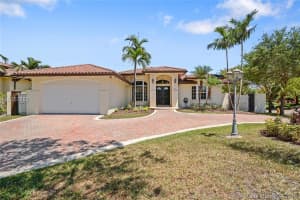 2655 NW 100th Ave, Doral, FL 33172, Sold 08/16/16
