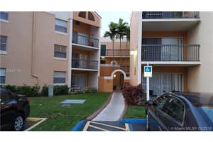 6272 NW 186th St, Hialeah, FL 33015, Sold 05/18/16