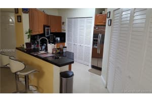 6272 NW 186th St, Hialeah, FL 33015, Sold 05/18/16
