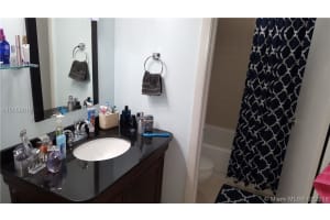 6272 NW 186th St, Hialeah, FL 33015, Sold 05/18/16