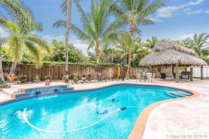 8102 SW 163rd Pl, Miami, FL 33193, Sold 04/29/16