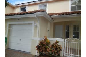 4543 NW 97th Ct, Doral, FL 33178, Sold 11/18/16