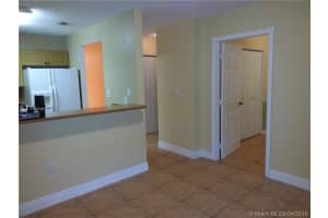 18857 NW 85th Ct, Hialeah, FL 33015, Sold 05/04/16