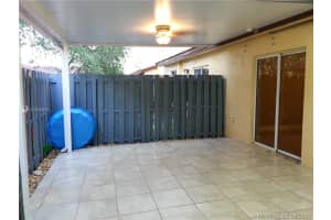 18857 NW 85th Ct, Hialeah, FL 33015, Sold 05/04/16