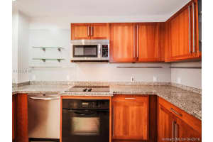 18370 NE 30th Pl, Aventura, FL 33160, Sold 10/20/16