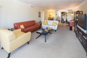 1075 92nd St, Bay Harbor Islands, FL 33154, Sold 09/26/16