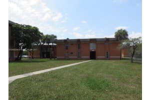 9445 SW 76th St APT U3, Miami, FL 33173, Sold 03/24/17